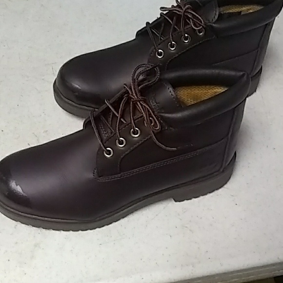 Boots - Picture 2 of 4